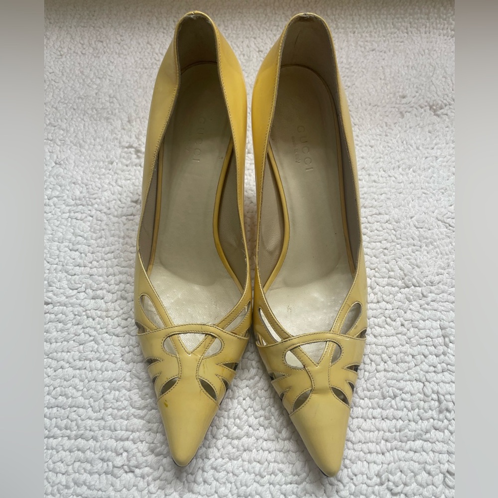 🔥Gucci (Vintage) Patent Leather Cut-Out Pumps | Size 7.5 | Made in Italy